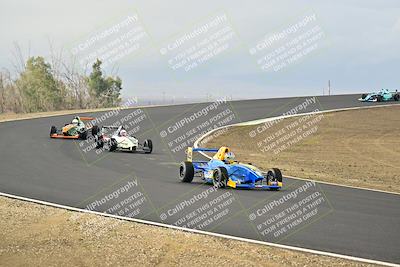 media/Jan-26-2025-CalClub SCCA (Sun) [[cfcea7df88]]/Group 2/Race/